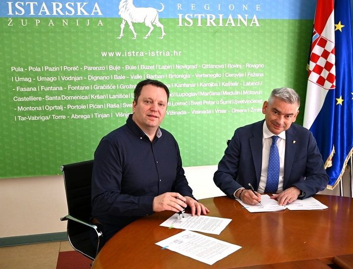 Župan Miletić potpisao ugovore vrijedne 2,3 milijuna eura iz ovogodišnjeg županijskog Programa mjera za zadržavanje i privlačenje ljudskih resursa u zdravstvu