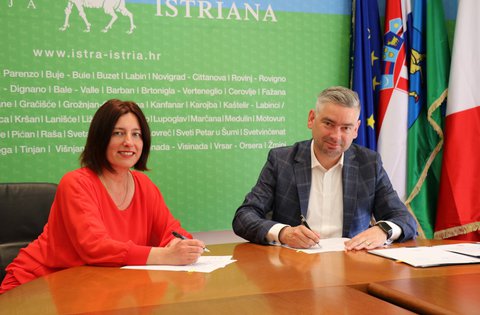Iz proračuna Istarske županije 5,4 milijuna kuna za ulaganja u lučku infrastrukturu